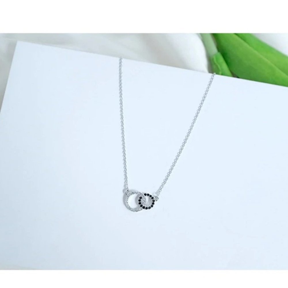 NEW 925 Sterling Silver Diamond Circle Necklace D - Picture 3 of 8